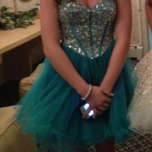 Size 0-4 sized dresses